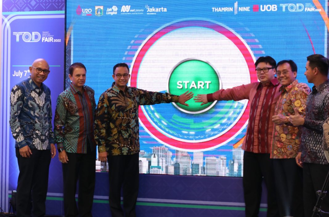 UOB Indonesia, termasuk PT UOB Property dan PT Wiska Kartika selaku pemilik Kompleks Thamrin Nine akan bersama-sama mendukung pembangunan interkoneksi yang akan menghubungkan Kompleks Thamrin Nine dengan Stasiun MRT Dukuh Atas BNI