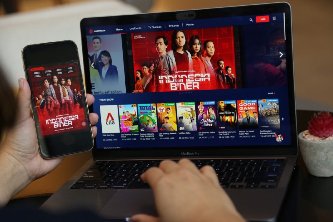 Telkomsel melalui MAXstream merilis serial drama/crime orisinal ‘Indonesia Biner’ yang dapat pelanggan tonton secara eksklusif di platform MAXstream mulai 25 Juli 2022.