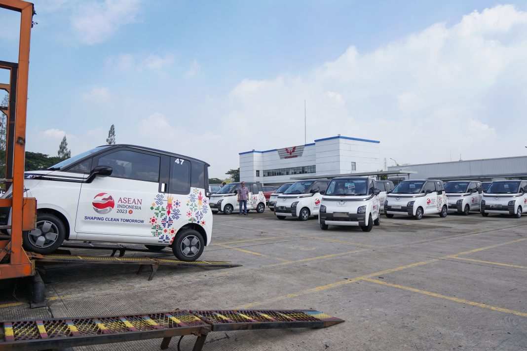 Wuling Air ev Siap Mendukung KTT ASEAN 2023 di Labuan Bajo Sebagai Official Car Partner