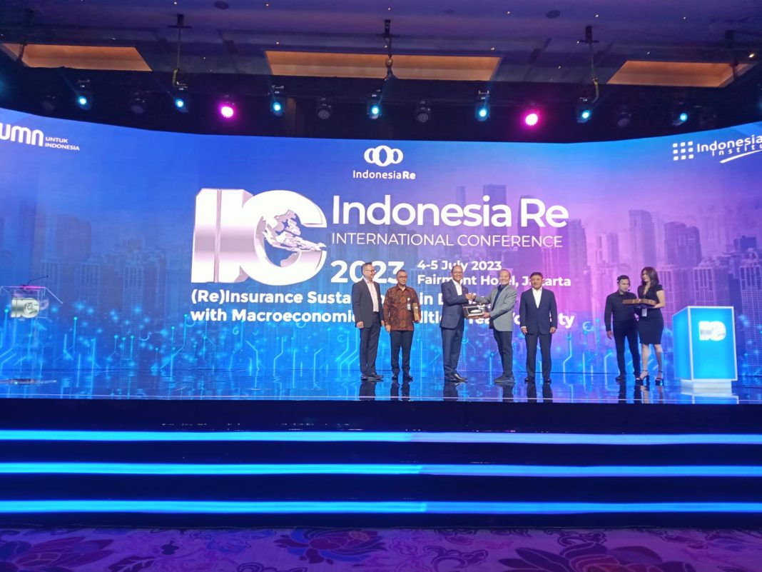 PT Reasuransi Indonesia Utama (Persero) atau Indonesia Re kembali meningkatkan komitmennya untuk memperkuat perannya sebagai center of knowledge industri asuransi di Indonesia dengan menyelenggarakan Indonesia Re International Conference 2023.