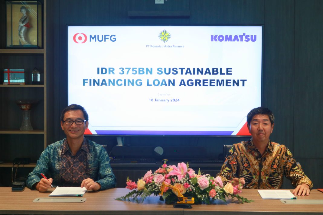 MUFG Bank, Ltd., Cabang Jakarta (MUFG) dan PT Komatsu Astra Finance (KAF) menandatangani perjanjian pendanaan senilai Rp 375 miliar. Pendanaan tersebut untuk memperkuat komitmen keberlanjutan dalam mendukung pendanaan Hybrid Hydraulic Excavator kepada end-user.