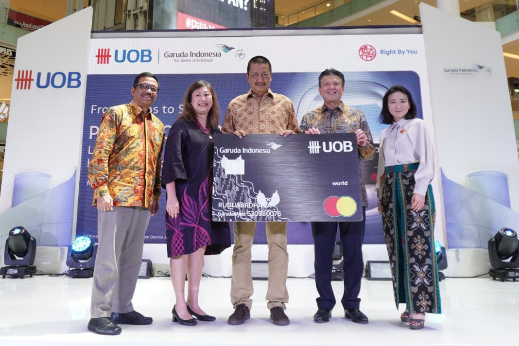 UOB Indonesia bersama dengan maskapai nasional Indonesia Garuda Indonesia meluncurkan Garuda Indonesia UOB Credit Card untuk memenuhi kebutuhan wisatawan yang terus berkembang dengan memberi lebih banyak miles saat berbelanja.